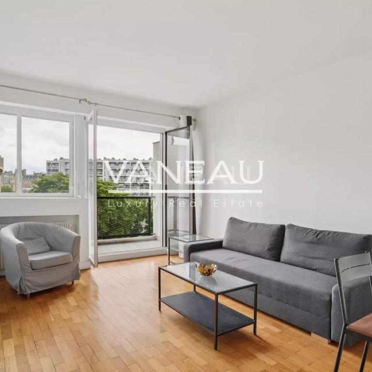 Charmant studio - Balcon - Plein ciel