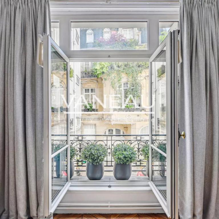 Paris XVIe - Trocadéro - Appartement familial