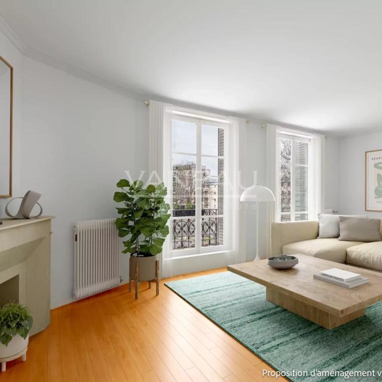 Exclusivité - Paris 15ème 2/3 pièces lumineux en très bon état