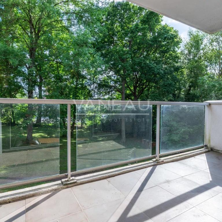 Jouy en Josas - Bel appartement familial offrant 3 chambres avec