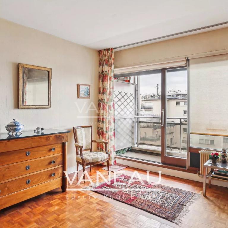 Square Violet - Félix Faure - 3 pièces avec loggia et vue dégagé