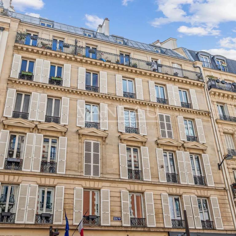 Paris Xème - Bel appartement familial de quatre pièces en parfai