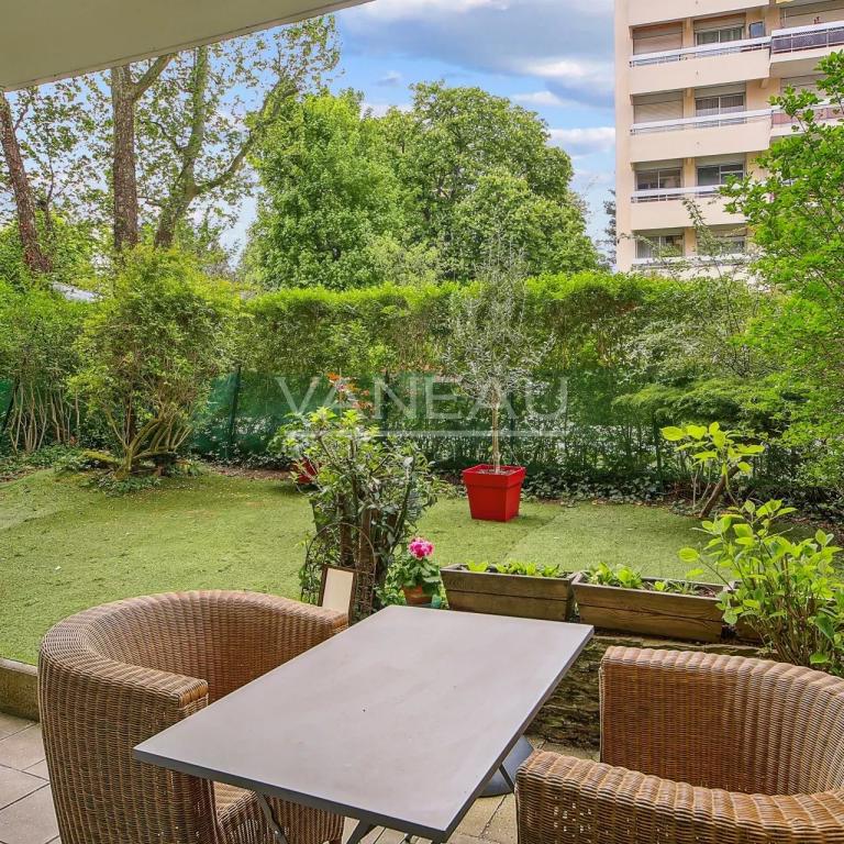 Boulogne Nord - Trois pièces avec jardin
