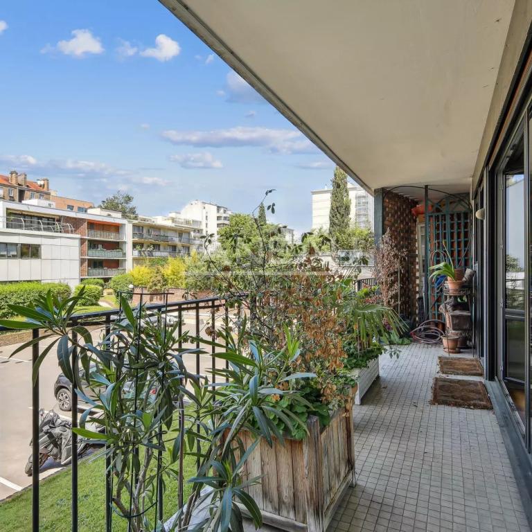 Appartement familial avec balcons