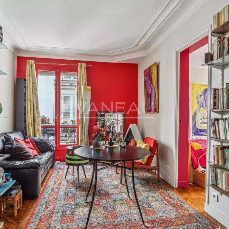 Paris Xème - Charmant deux pièces - Pied à terre idéal -
