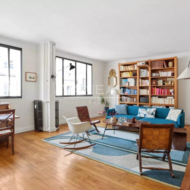 Paris XVIIIème - Grandes Carrières - Bel appartement de sept piè