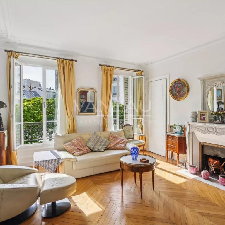 PARIS XVe Général Beuret -Superbe appartement de réception sur u