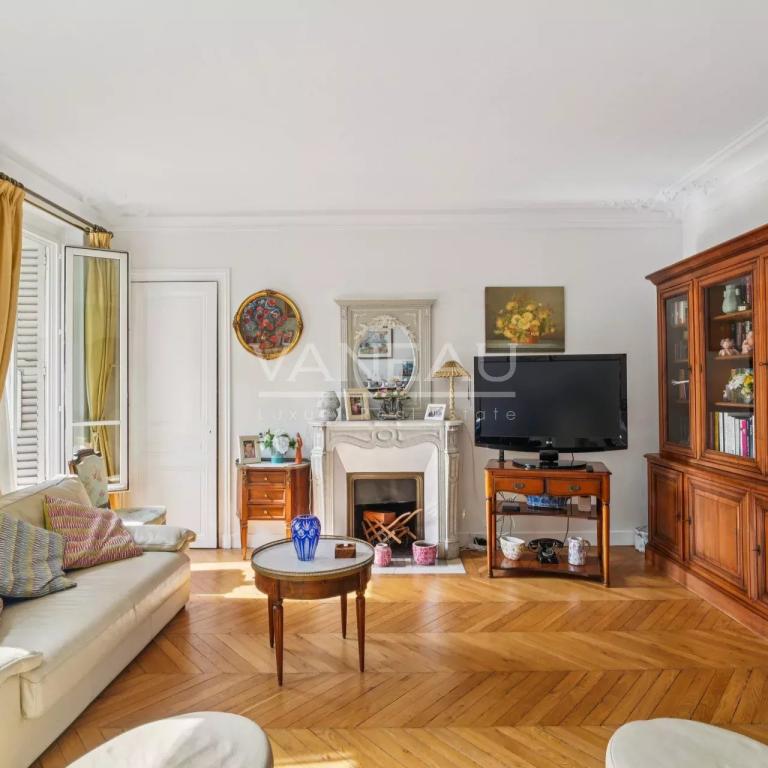 PARIS XVe Général Beuret -Superbe appartement de réception sur u