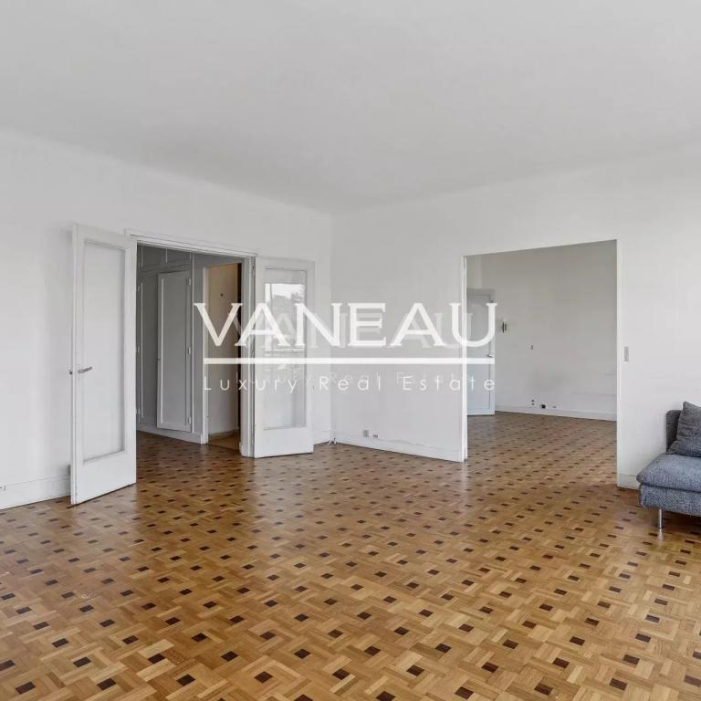PARIS XVIe - Serres d'Auteuil - Vue dégagée - Balcon