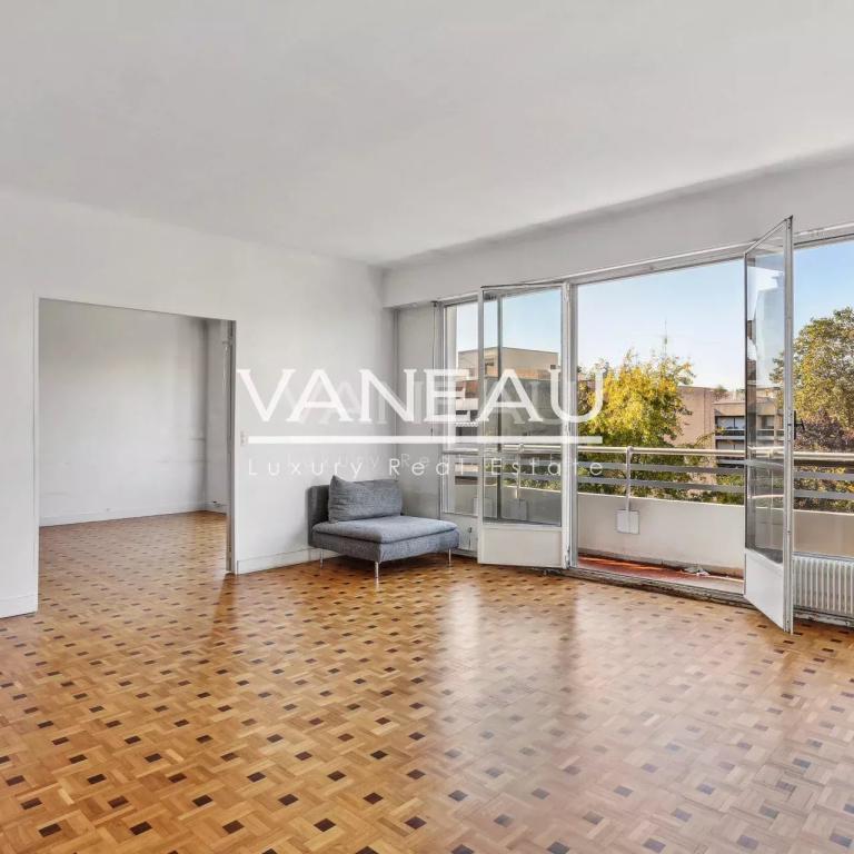 PARIS XVIe - Serres d'Auteuil - Vue dégagée - Balcon