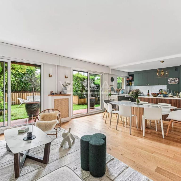 Ville d'Avray - Appartement familial bordé par un vaste jardin p