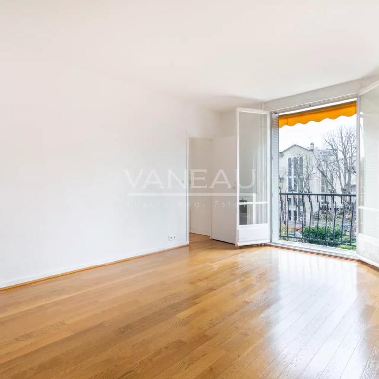Neuilly - Mairie - Mermoz