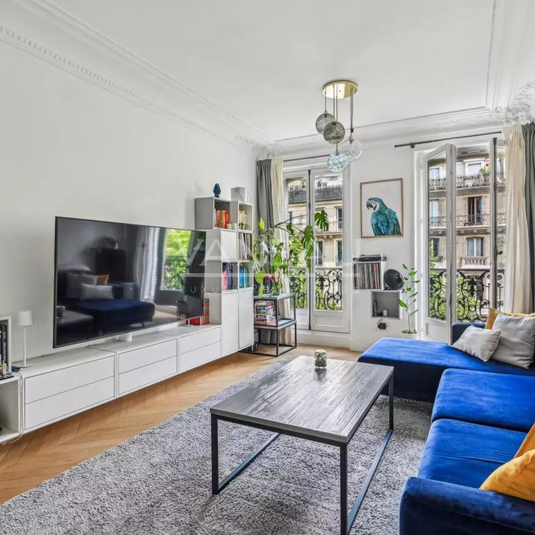 Paris Ier - Les Halles - Appartement deux pièces en parfait état