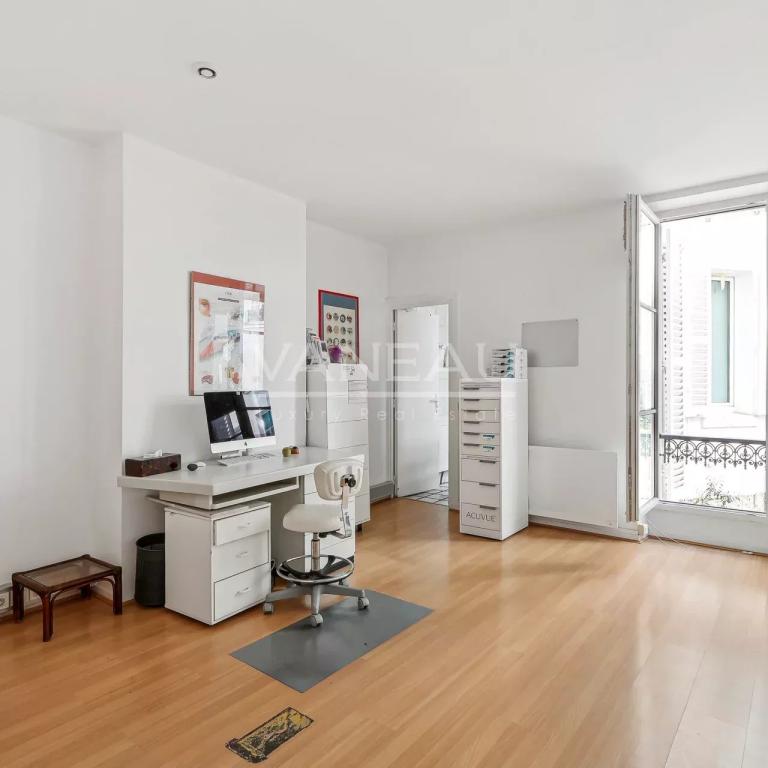 Paris XIVe – dernier étage avec terrasse panoramique