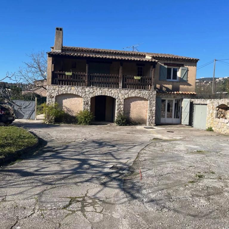 Grasse st -Antoine appartement F3 à vendre