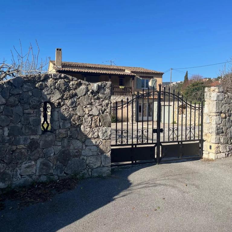 Grasse st -Antoine appartement F3 à vendre