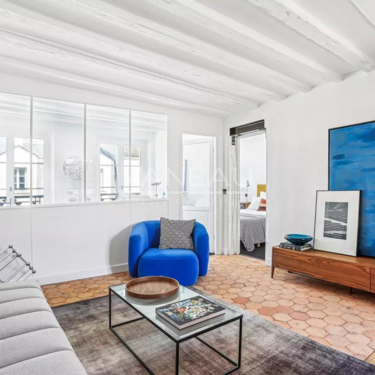Paris IVe - Saint-Paul - Appartement de charme refait à neuf