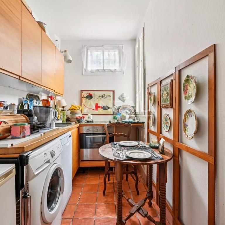 Neuilly - Chézy Perronet -  Deux pièces