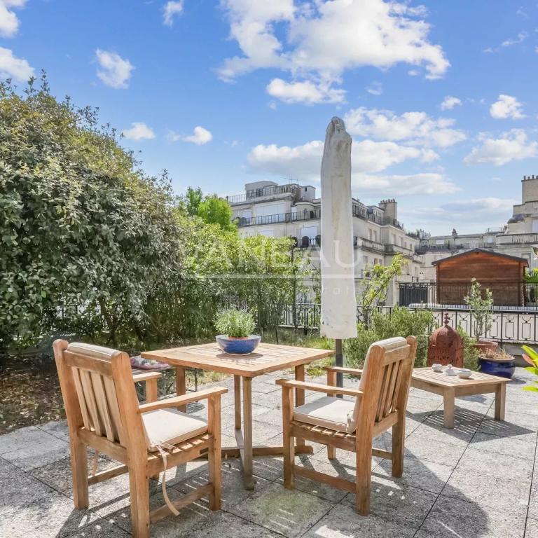 Neuilly - Quartier Charles Laffitte/Bois de Boulogne - Dernier é