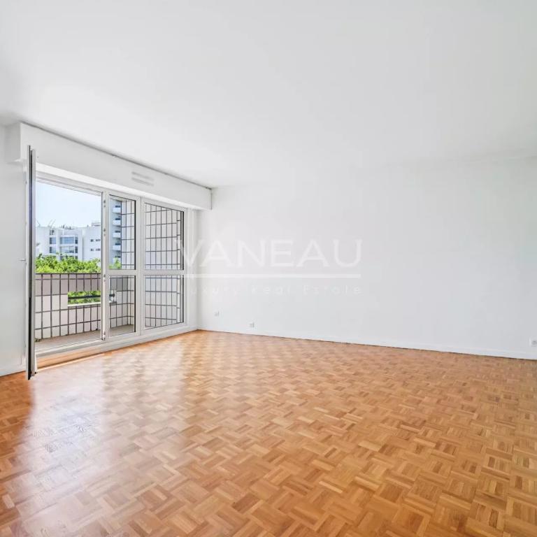 Paris 15e Javel - 4 pièces avec loggia, 3 chambres