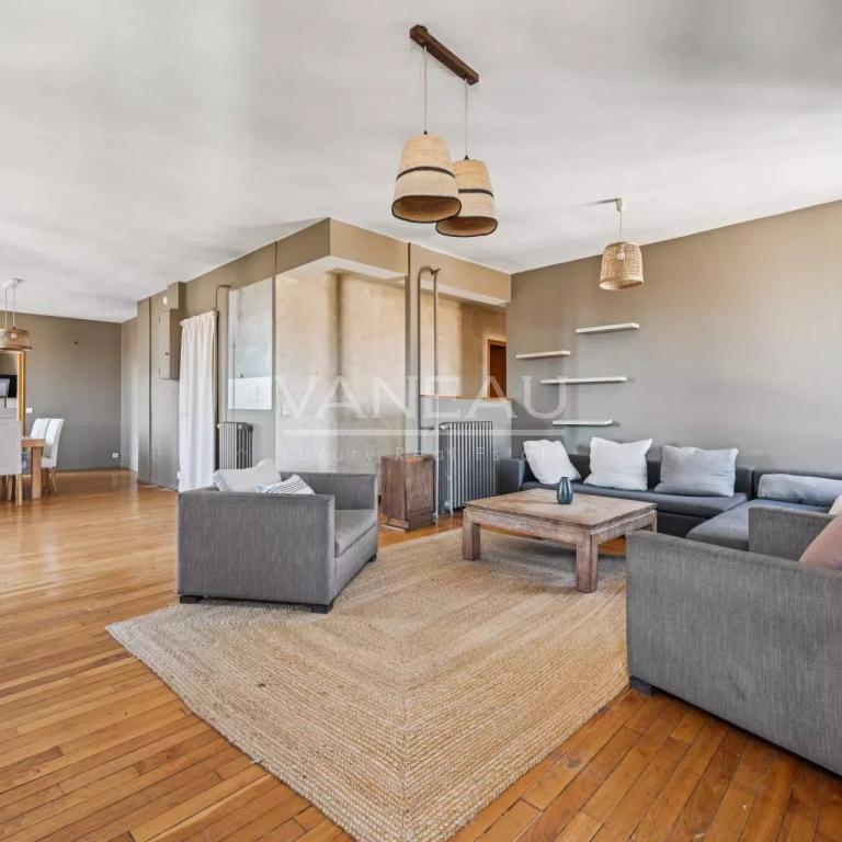 Boulogne Nord - Appartement familial en étage élevé avec une vue