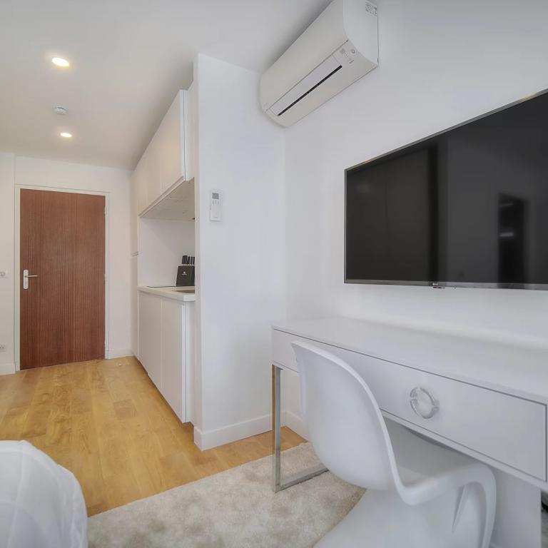 Studio rénové à vendre - Cannes Banane