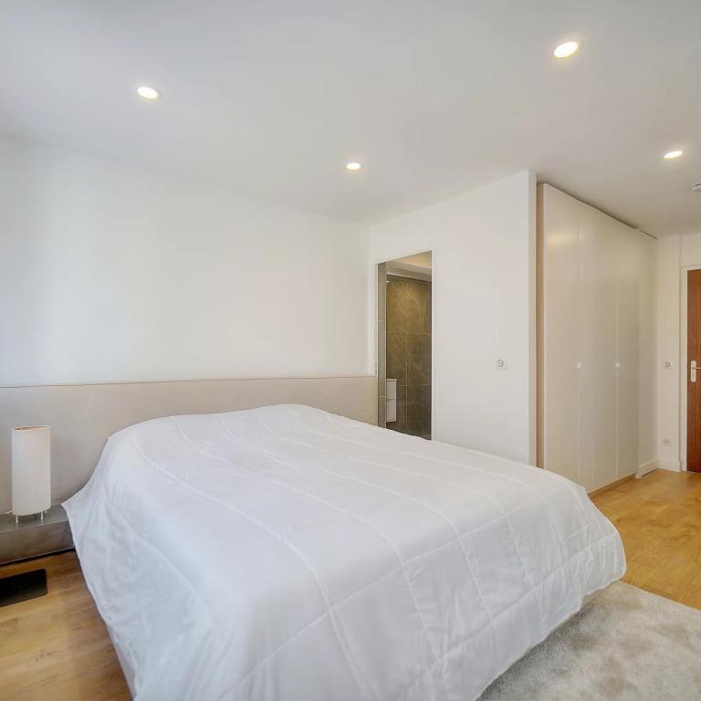 Studio rénové à vendre - Cannes Banane