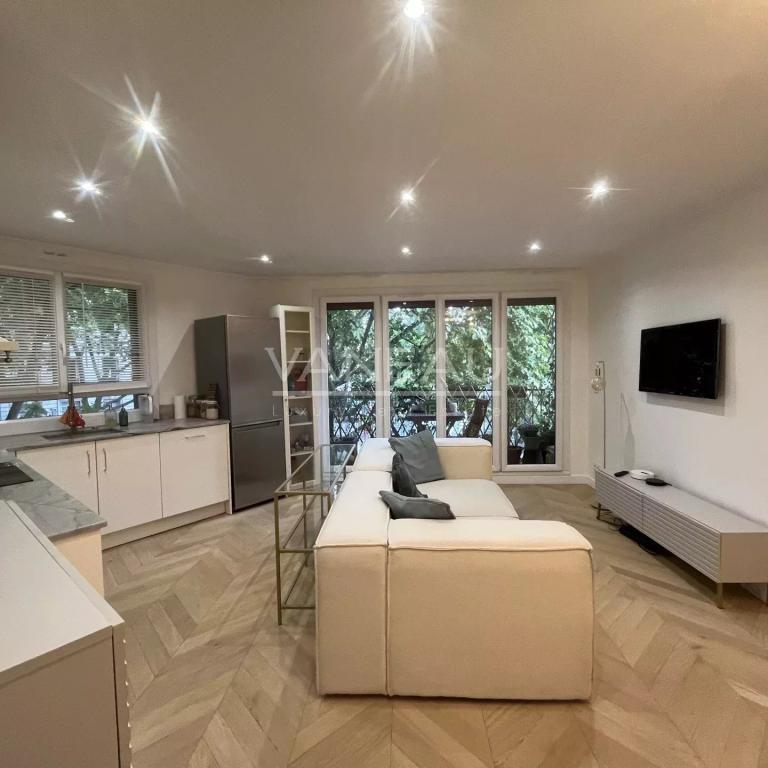 Appartement 2 Pièces - Quartier Quartier · Clignancourt · Grande