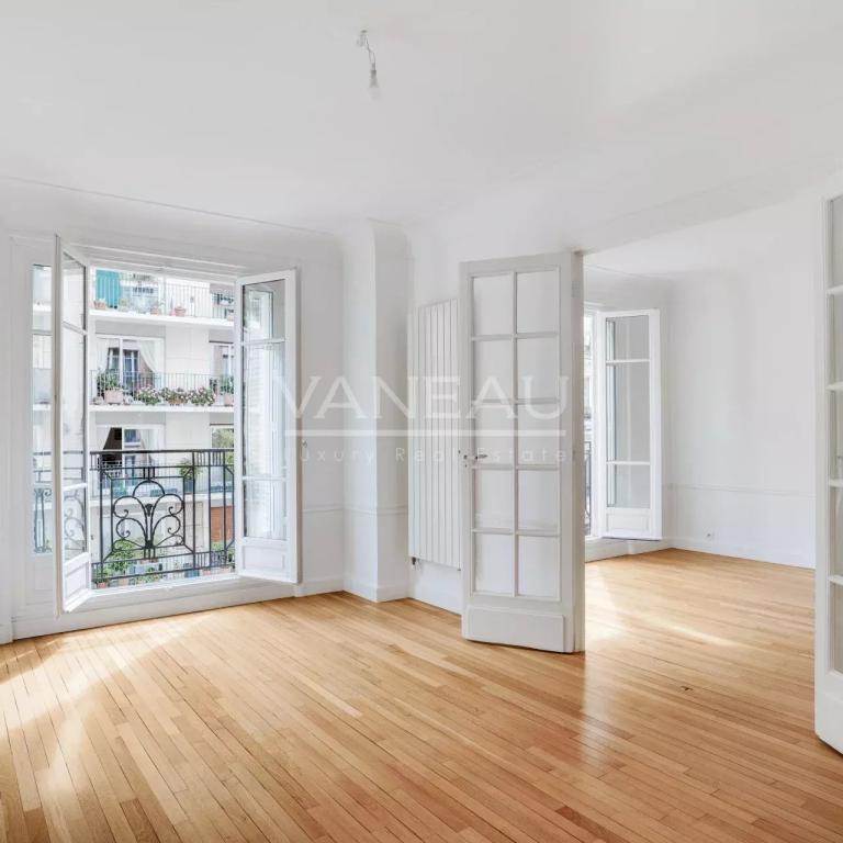 Paris XVe  Necker - Pasteur - Superbe appartement quatre pièces 