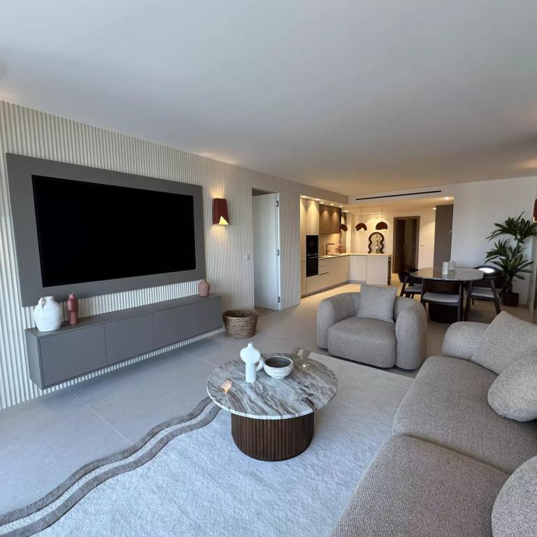Cannes Basse Californie - Appartement 4 pièces vue mer à vendre