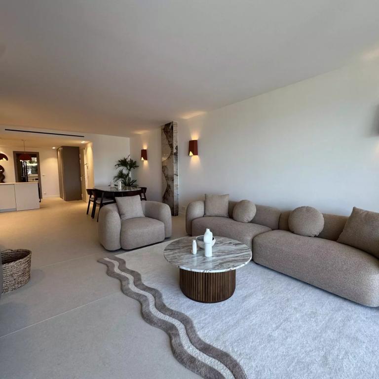 Cannes Basse Californie - Appartement 4 pièces vue mer à vendre