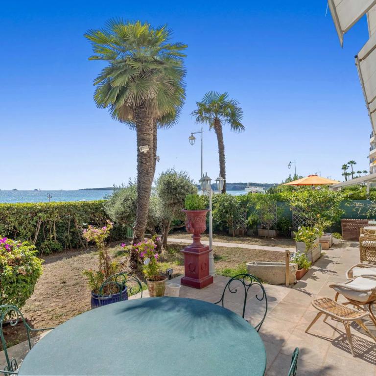 CANNES A vendre appartement 4 pièces