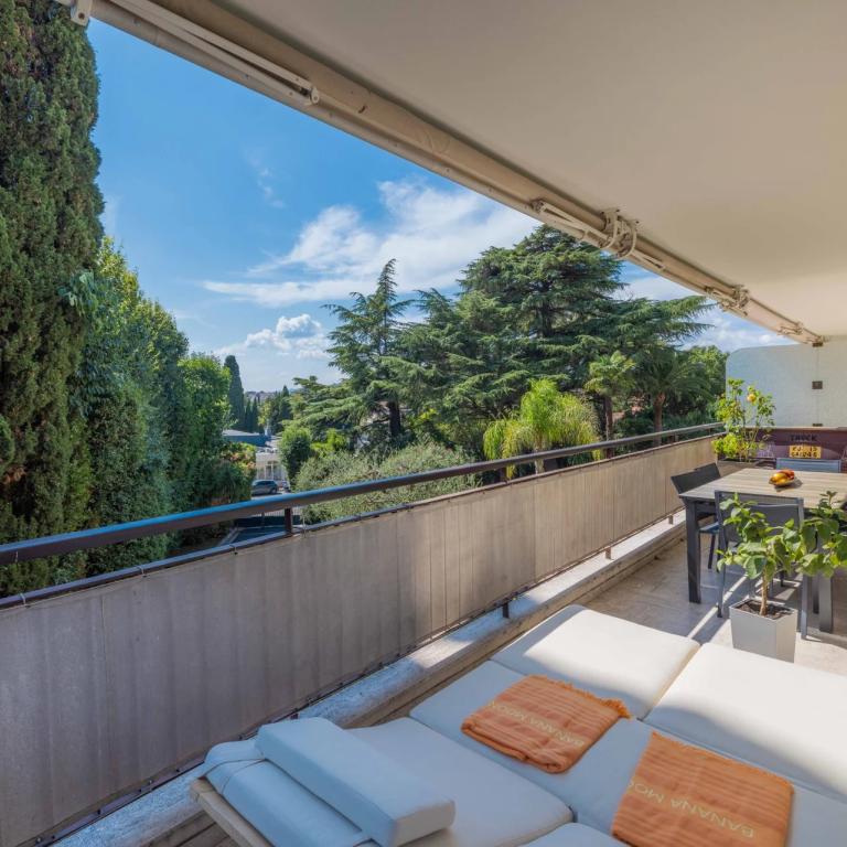 VENTE APPARTEMENT CANNES MONFLEURY