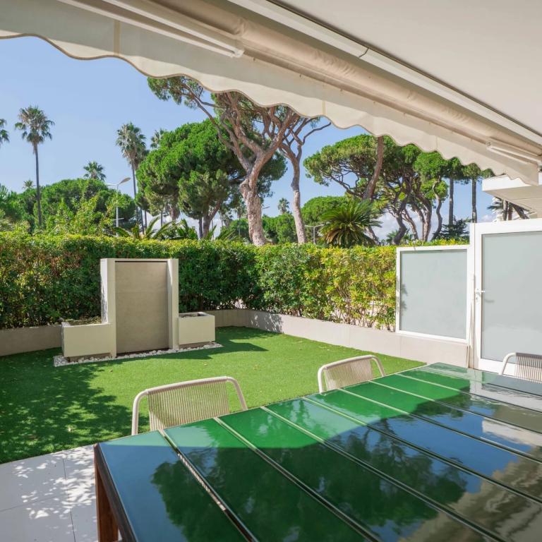 A vendre Cannes Croisette appartement