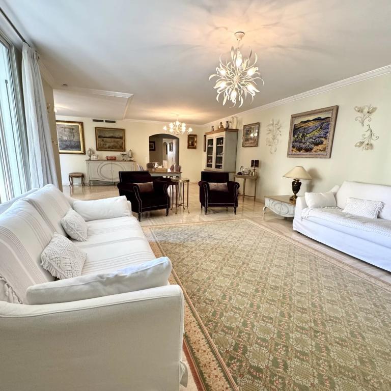 A VENDRE APPARTEMENT CANNES 5P