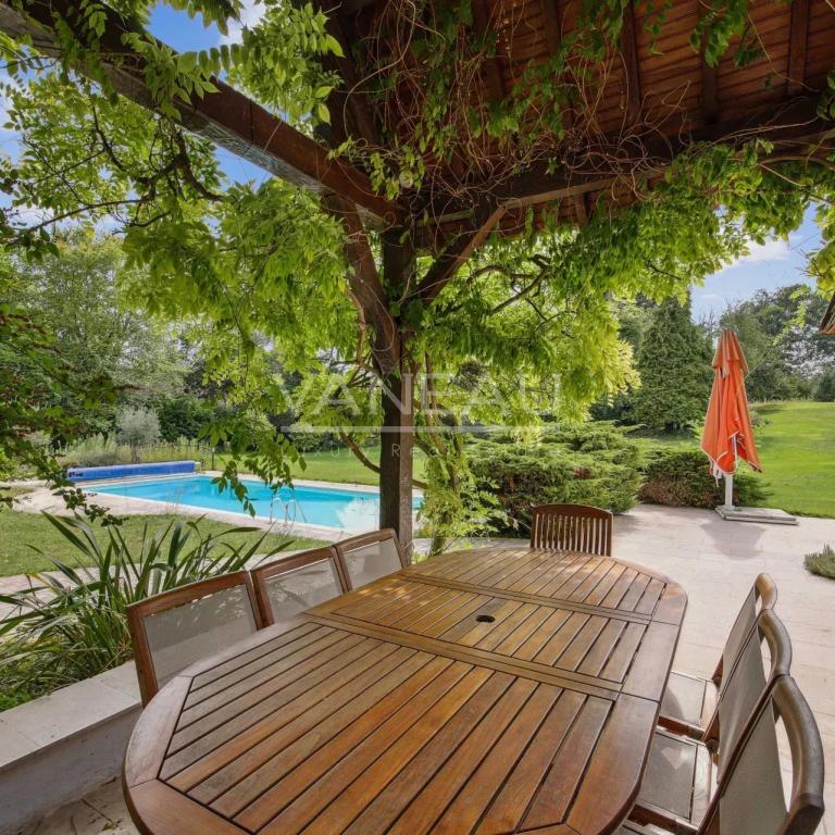 Villennes-Sur-Seine - Villa récente avec piscine - Véritable oas