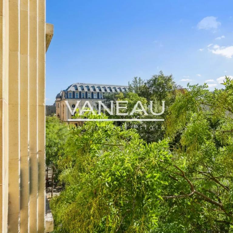 PARIS XVeme - Beau classique - Saint Lambert