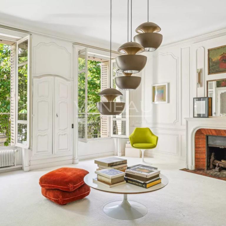 Bel appartement familial proche Monceau