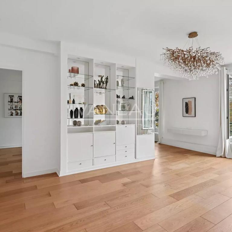 XVIe – Vue Tour Eiffel & Seine – Trocadéro – Passy