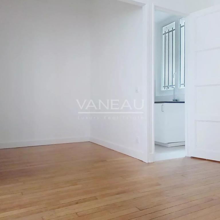 Paris VII - Studio - Rue Vaneau