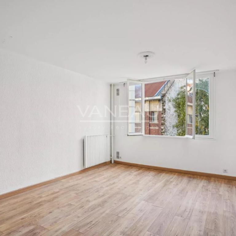Oberkampf - Lumineux studio sur jardin