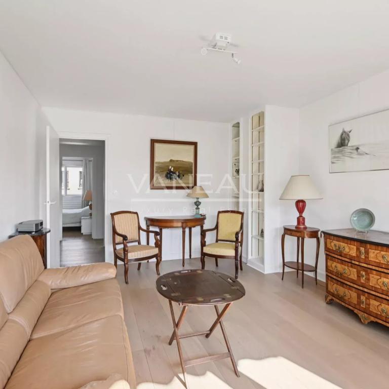 Bel Appartement à Vendre - Paris 16ème