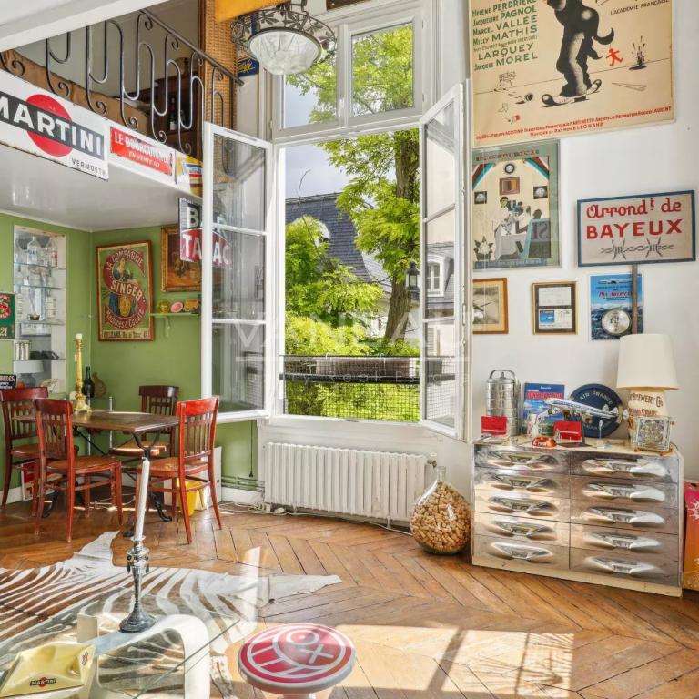 Avenue Gabriel - Duplex de charme