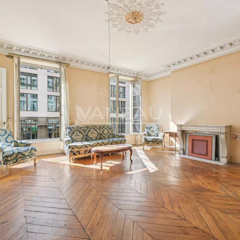 Paris IXe - Quartier Notre-Dame-de-Lorette - Magnifique 6 pièces