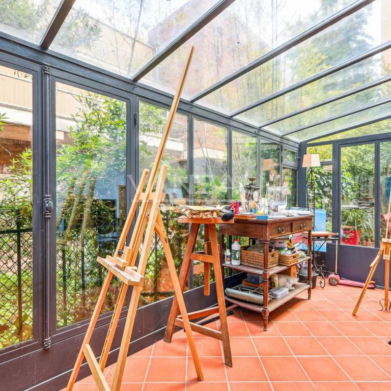 Villa privée, maison familiale avec extérieur