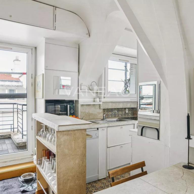 Dernier étage avec terrasse