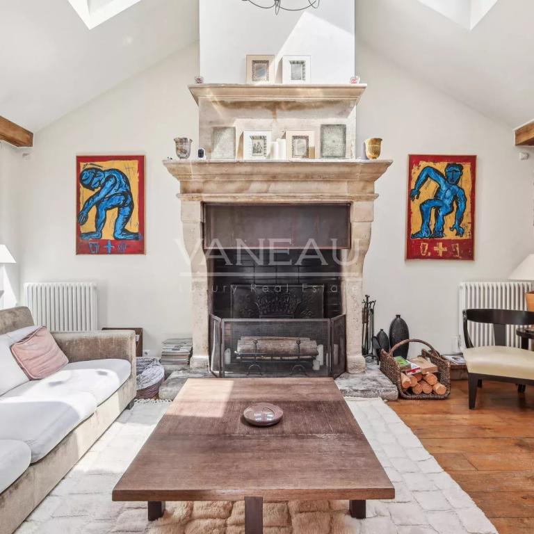 Quatre chambres et une grande pièce de vie