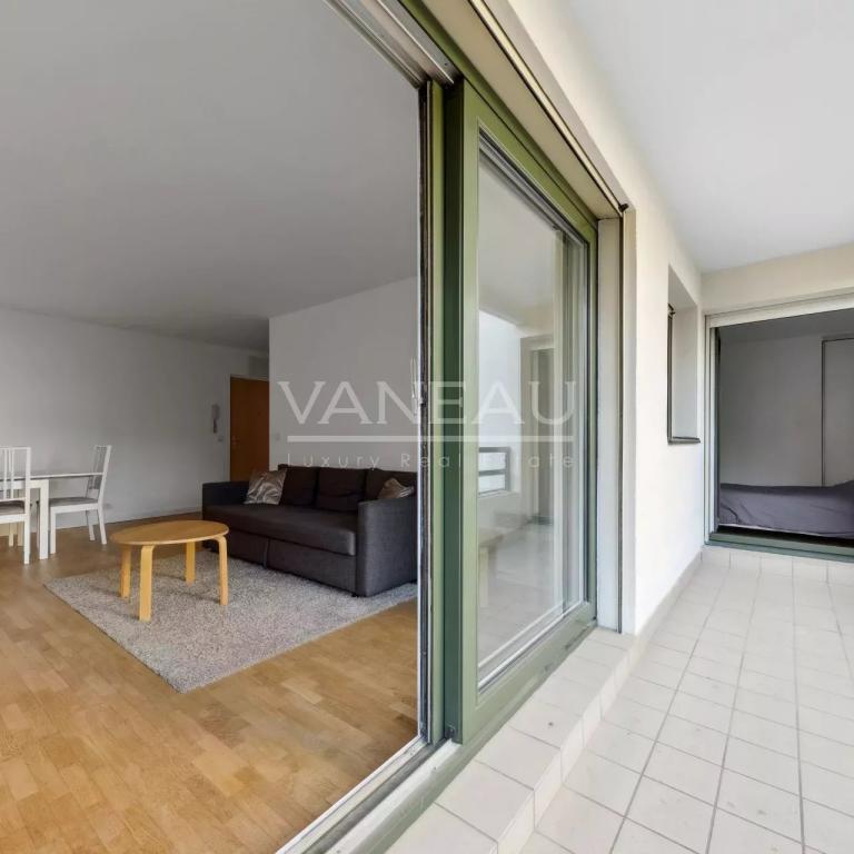 Boulogne-Billancourt / (Porte de Saint-Cloud) - Deux pièces au c