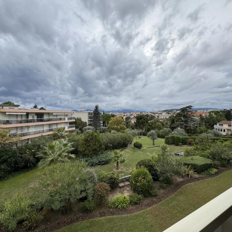 CANNES montrose Appartement 3 pièces