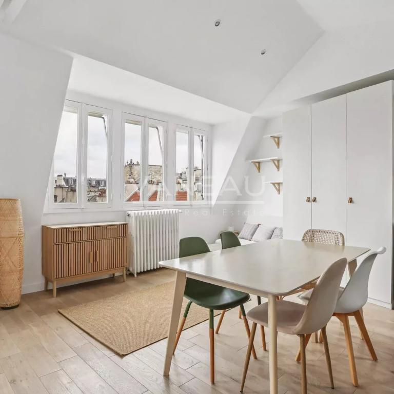 PARIS VIe _ 2P MEUBLEE RUE DE SEINE